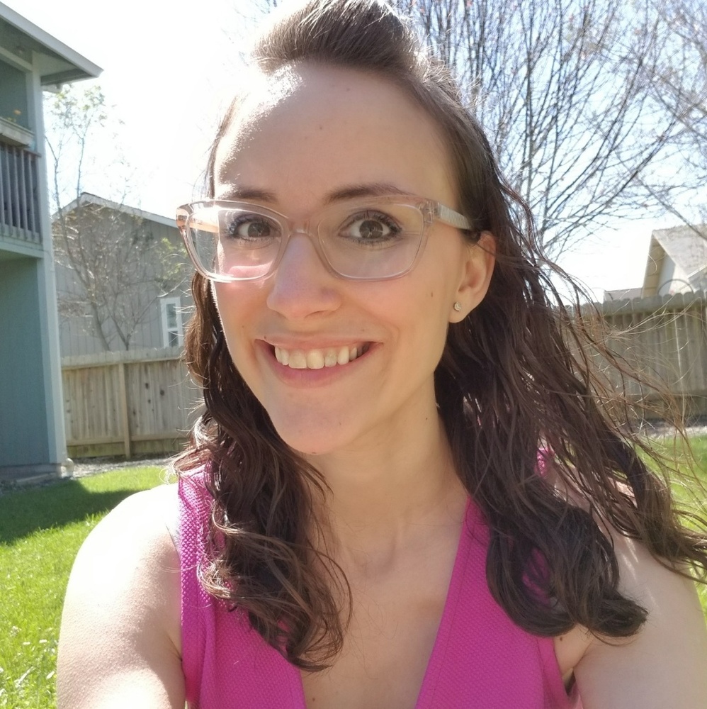 Meet your Posher, Crystal